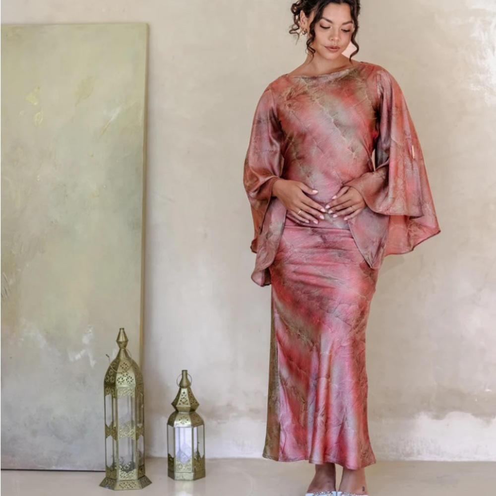 COPY - PODUR Roseate Silk Drapery Dress—Ramadan dress balloon sleeve